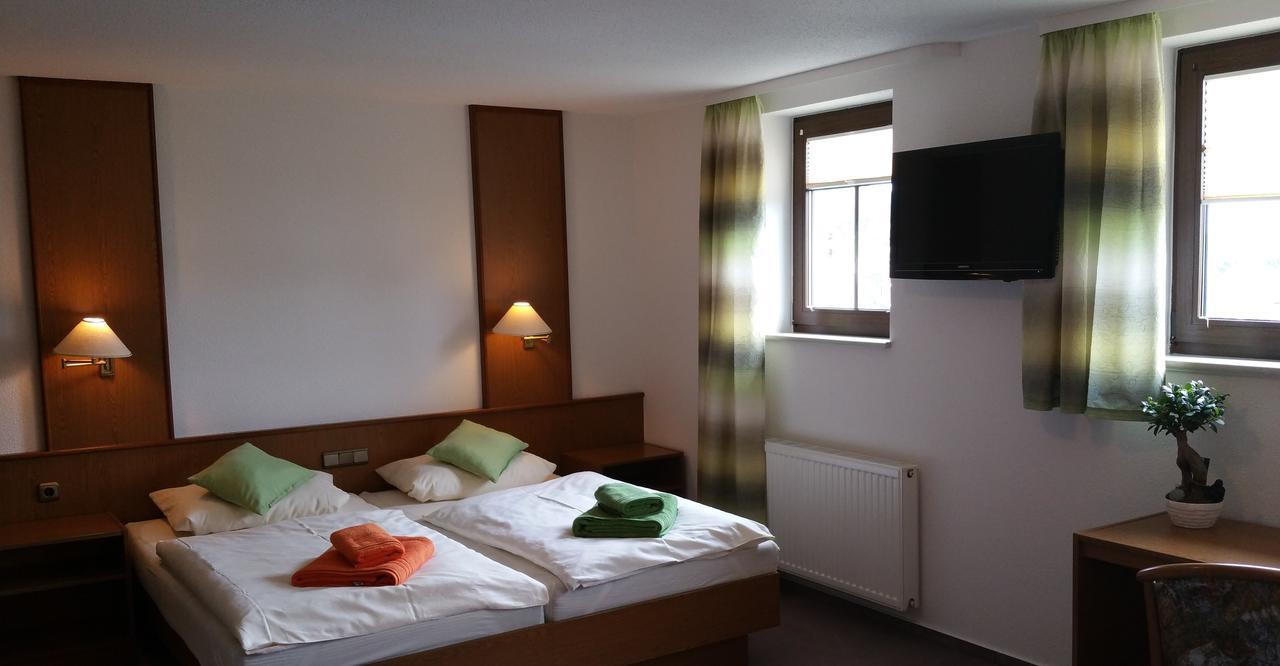 Hotel Am Markt Ehrenfriedersdorf Exteriör bild